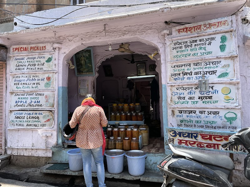 180 Year Old Pickle Shop