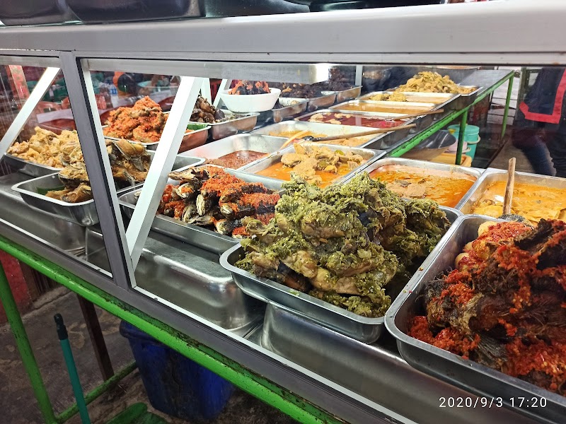 Ampera Tanpa Nama (H. Rian)