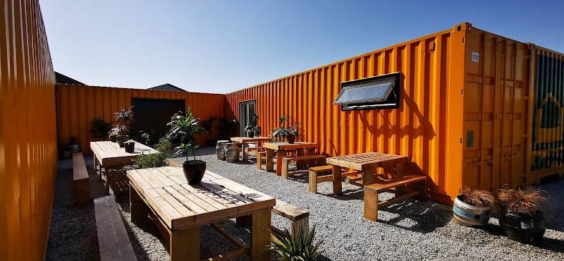 Bluntrock Brewery & Taproom