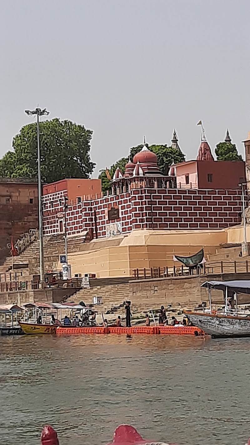 Boat ride on the Ganges River