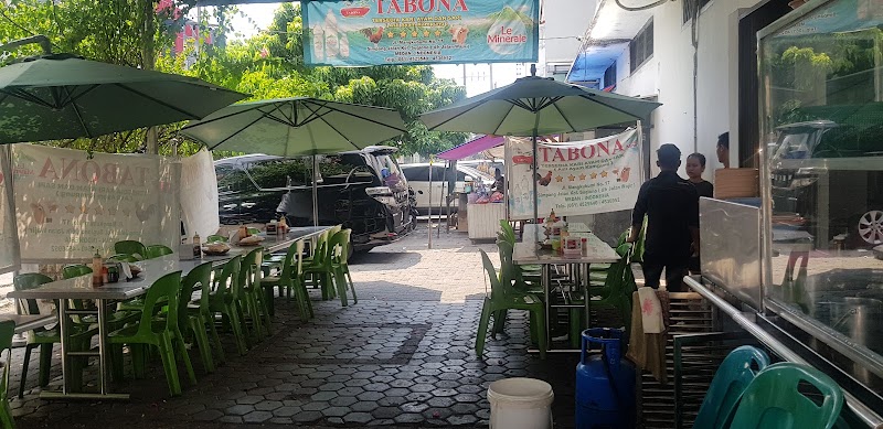 Bona restaurant (Tri-Medan's most famous curry)
