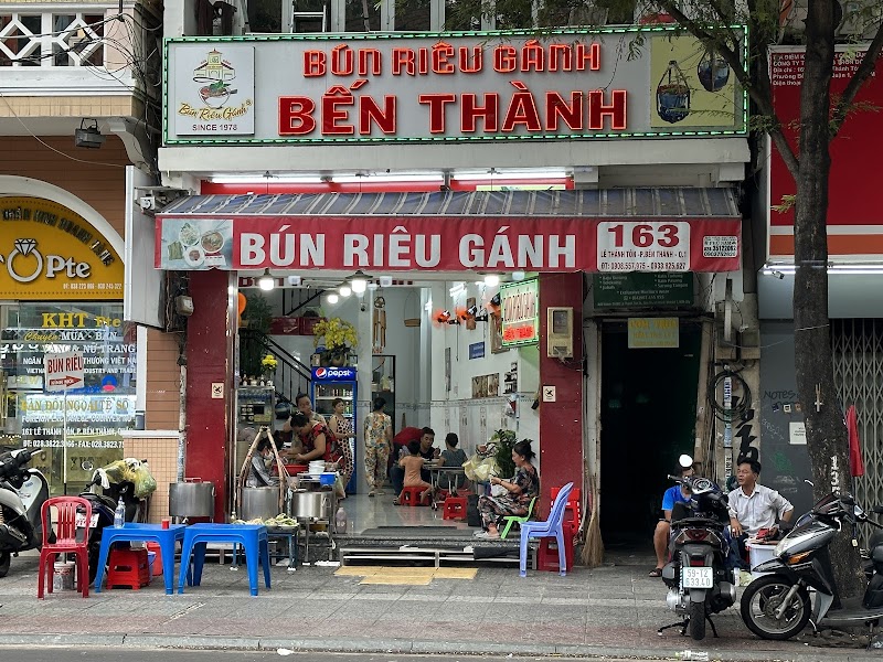 BÚN RIÊU CUA CHỢ BÌNH T Y