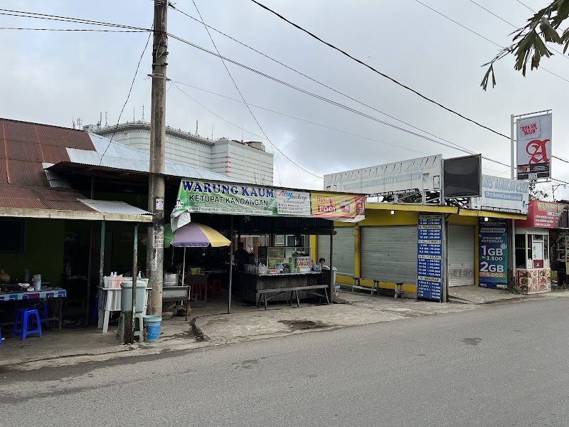 Ketupat Kandangan Warung Kaum