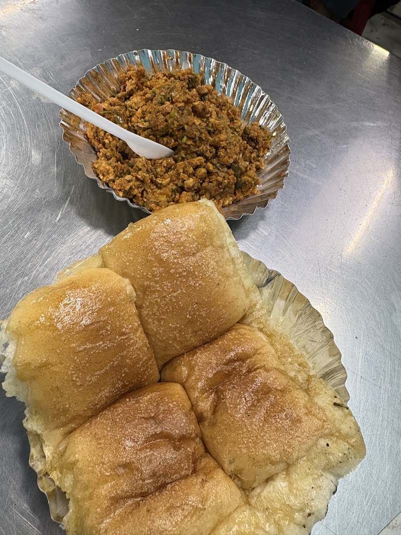 Mohd Nasir Cooper Wala Pav Bhaji & Bhurji Centre