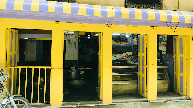 Nanda Mithai Bhandar