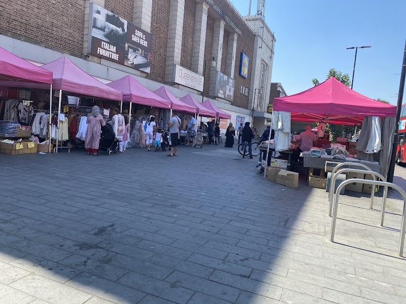 Southall Market (Broadway area)